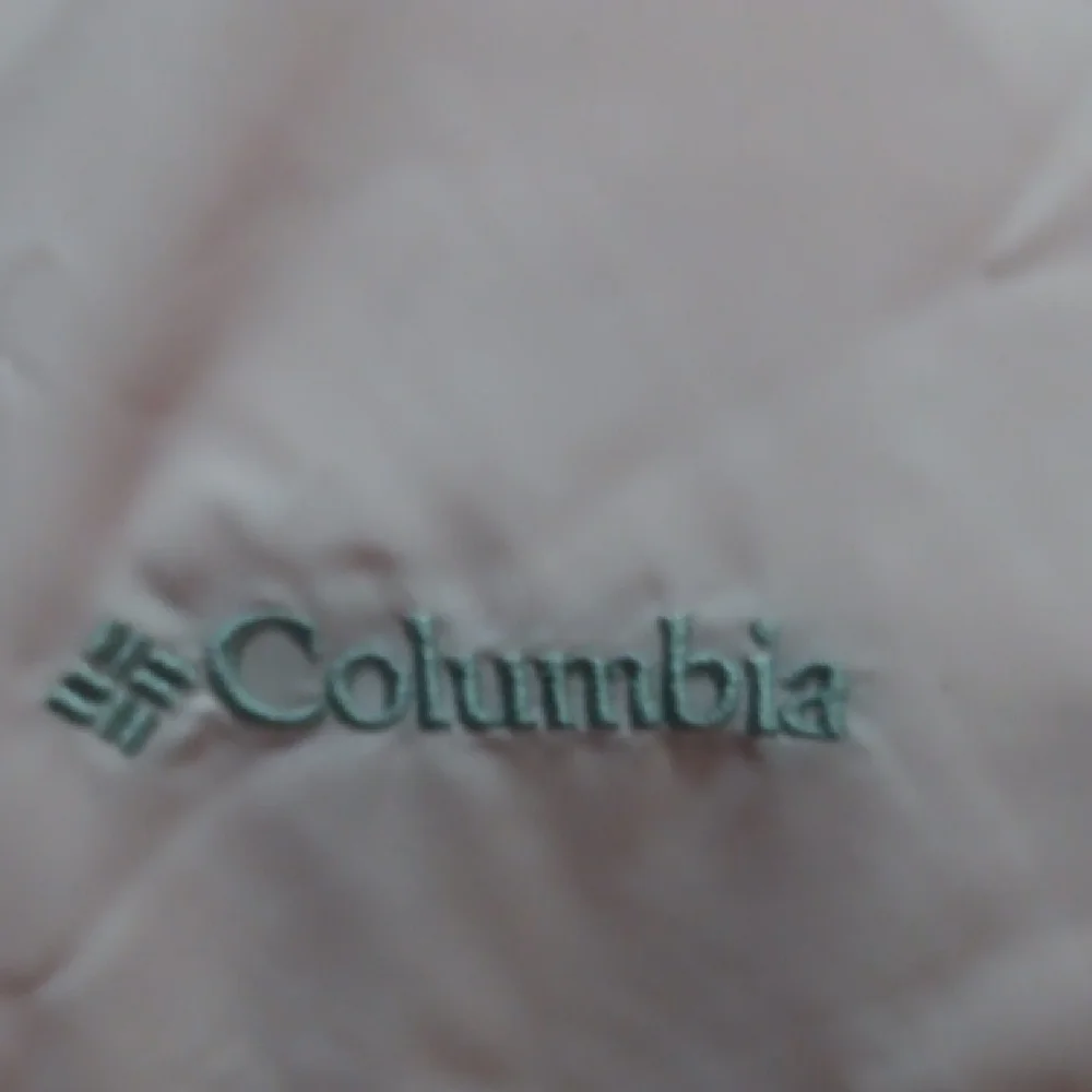 Columbia chic two